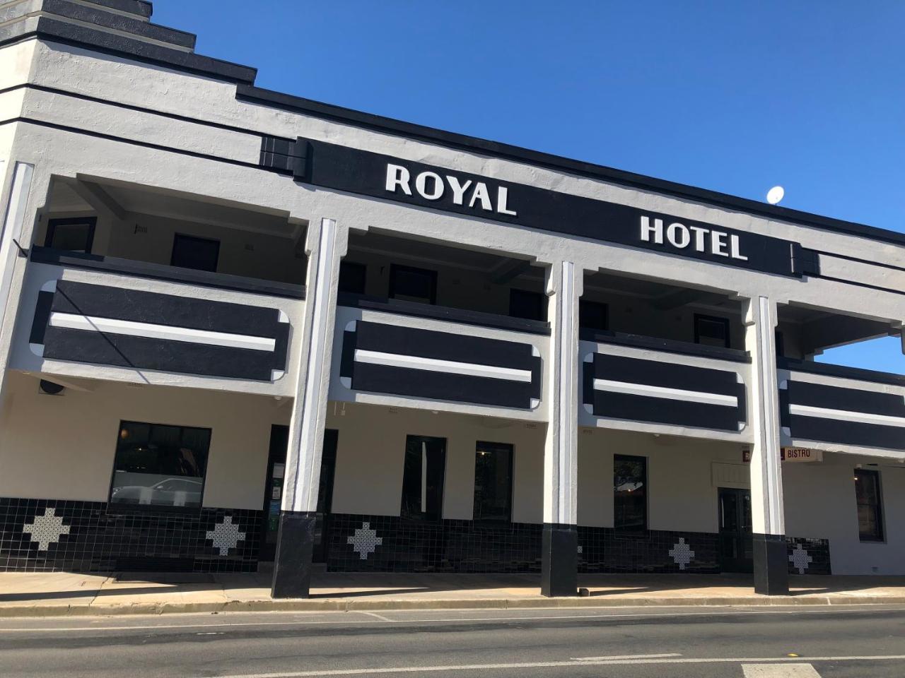 The Royal Hotel, Drouin Exterior foto